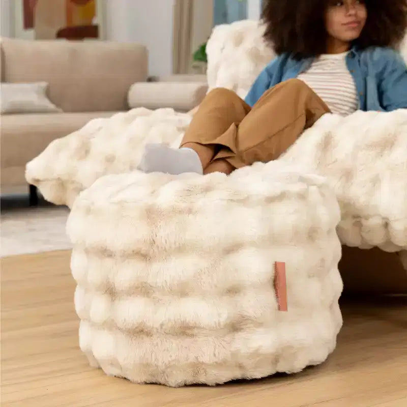 Pouf rond en fausse fourrure