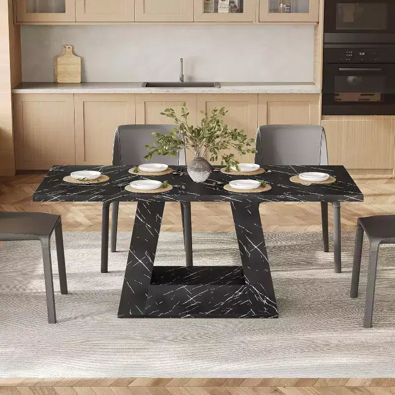 Table à manger de 160 cm pour 4 à 6 personnes avec plateau en faux marbre noir et pied piédestal triangulaire