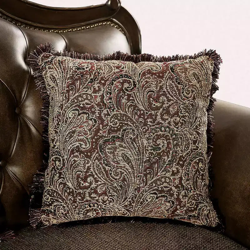Causeuse traditionnelle 73 po avec garniture cloutée et coussins décoratifs – Brun