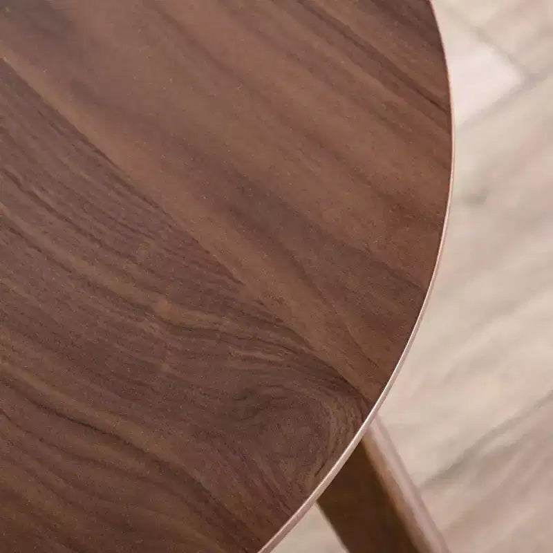 Table d'appoint ronde de 23 pouces de style moderne du milieu du siècle - Noyer