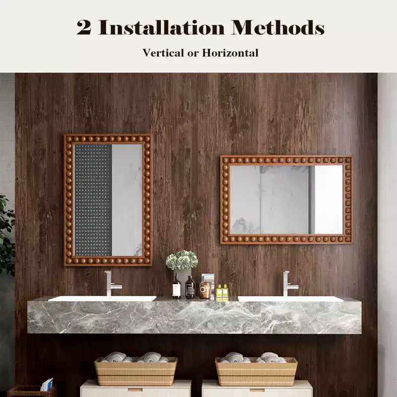 Miroir mural décoratif rustique de 61 x 91 cm avec cadre en bois perlé - Marron/Blanc